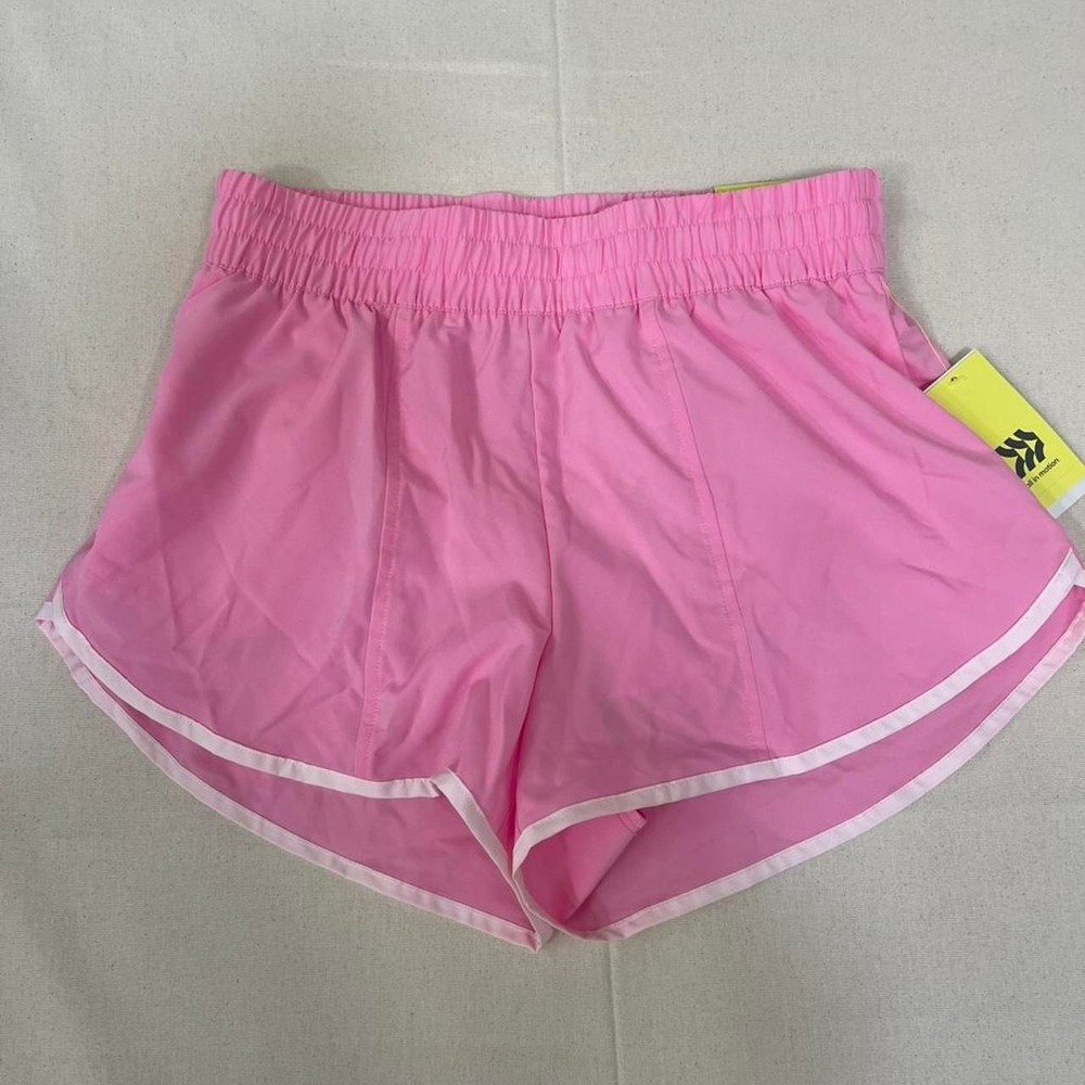 Pink athletic shorts 💕